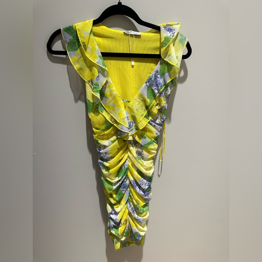 Zara yellow floral dress size small nwot